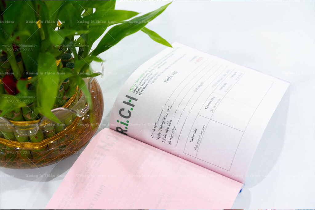 In cuốn hoá đơn Thiên Nam